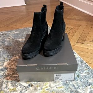 La Canadienne Paxton Black Suede Block Heel Booties  7.5M Never Worn $525 retail